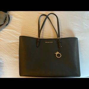 Michael Kors Tote